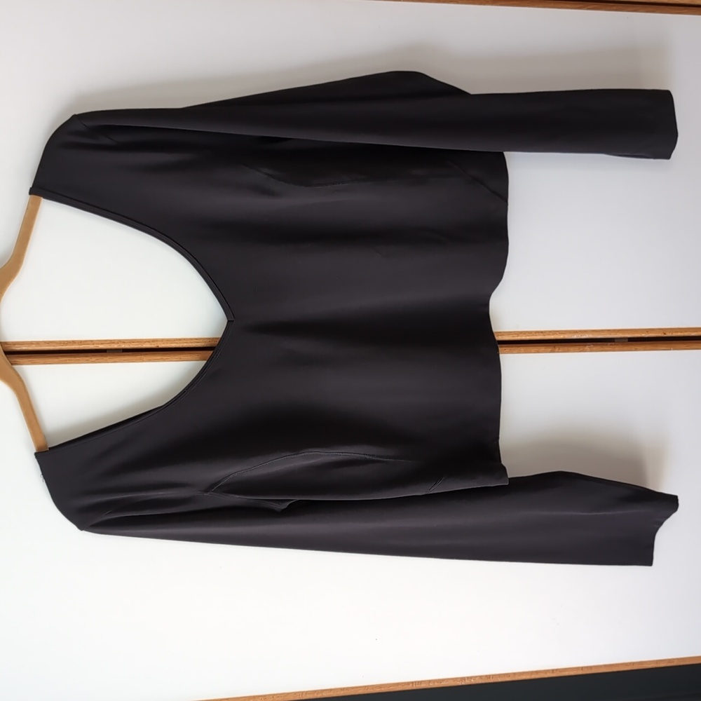 Lululemon Align Long Sleeve Tee 12 Black Crop